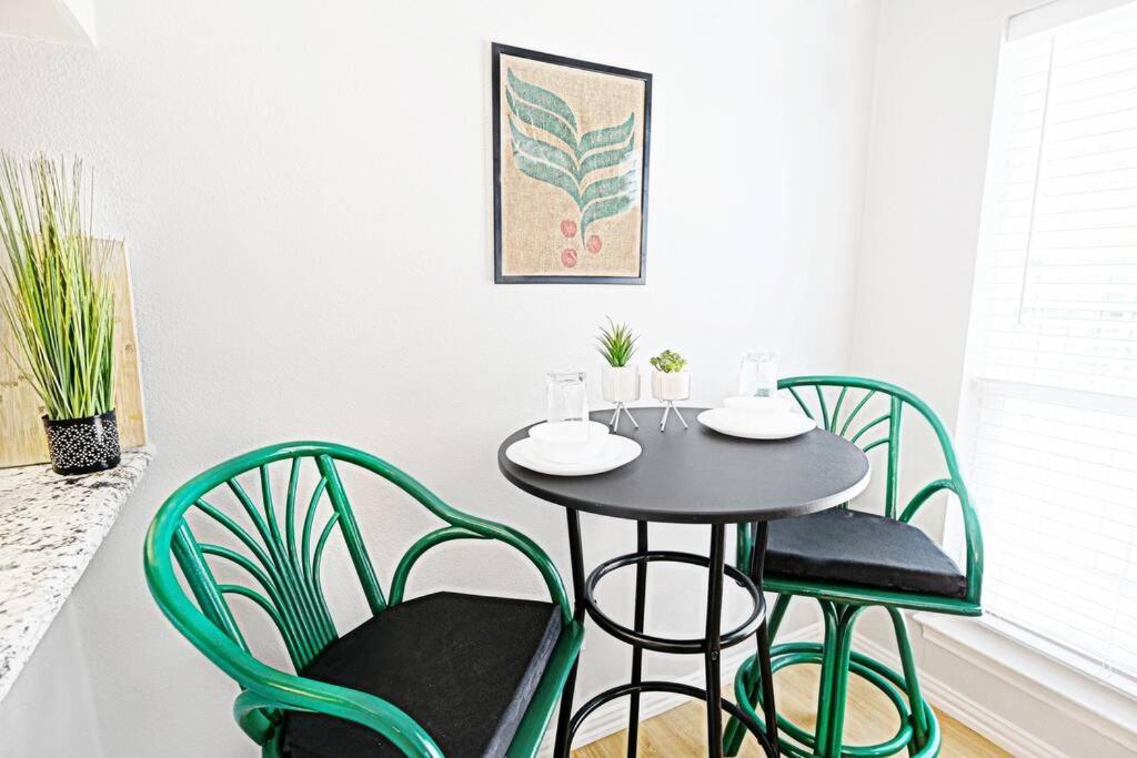Dwell By Design & Arboretum Tickets Included Dallas Luaran gambar